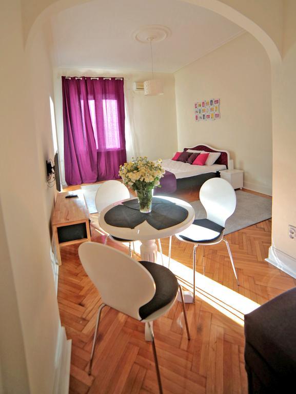 Apartment Central Belgrado Habitación foto