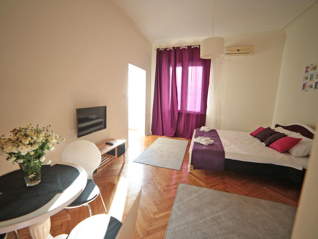Apartment Central Belgrado Habitación foto